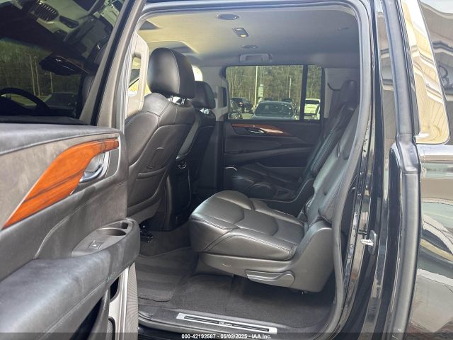 1GYS4GKJ7GR363617 Cadillac Escalade Esv Standard