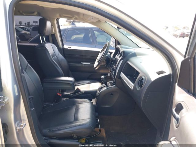 1C4NJCCB2ED587268 Jeep Compass Limited