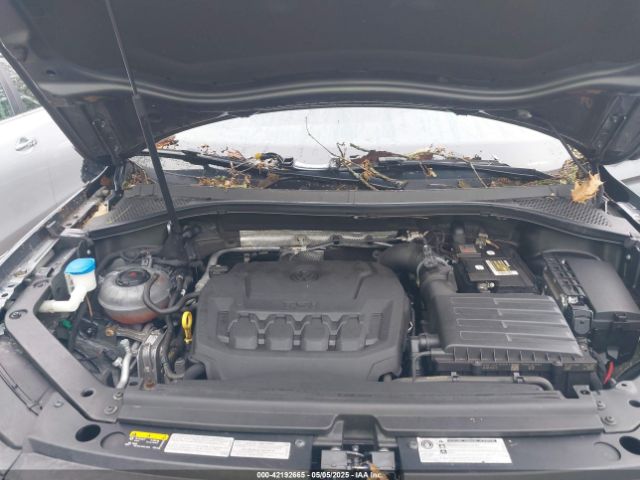 3VV2B7AX6JM131487 Volkswagen Tiguan 2.0t Se/2.0t Sel