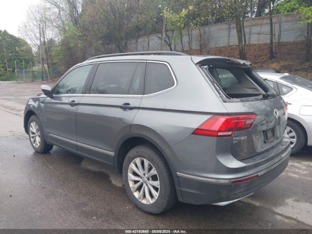 3VV2B7AX6JM131487 Volkswagen Tiguan 2.0t Se/2.0t Sel
