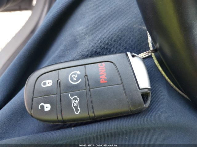 1C4RJFAG4MC700384 Jeep Grand Cherokee Laredo X 4x4