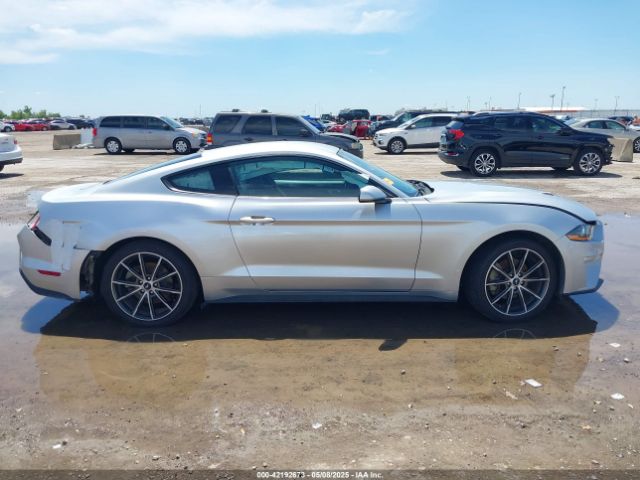 1FA6P8THXJ5128830 Ford Mustang Ecoboost