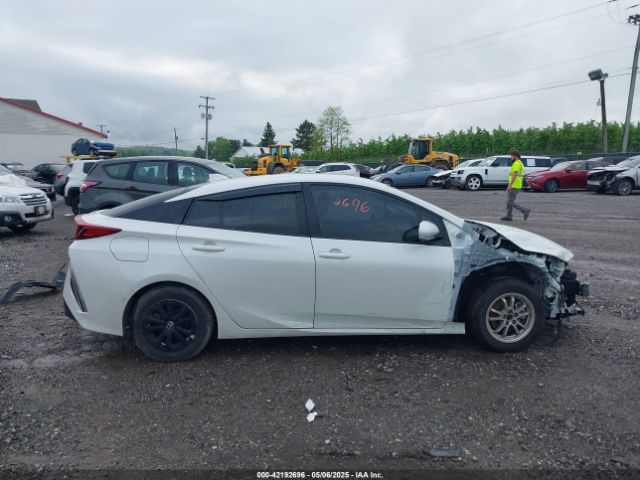 JTDKARFP2L3146028 Toyota Prius Prime Limited