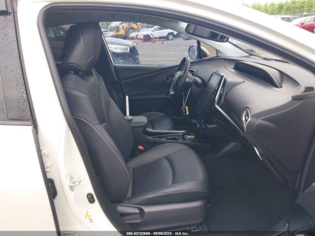 JTDKARFP2L3146028 Toyota Prius Prime Limited