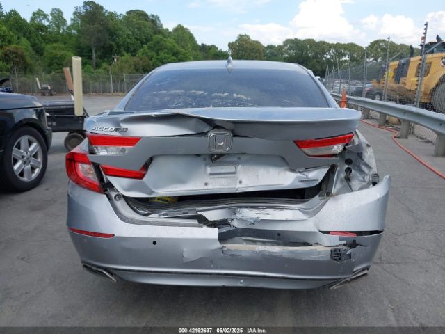1HGCV1F96JA186439 Honda Accord Touring