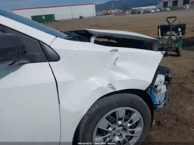2T1BURHE4FC335858 Toyota Corolla S