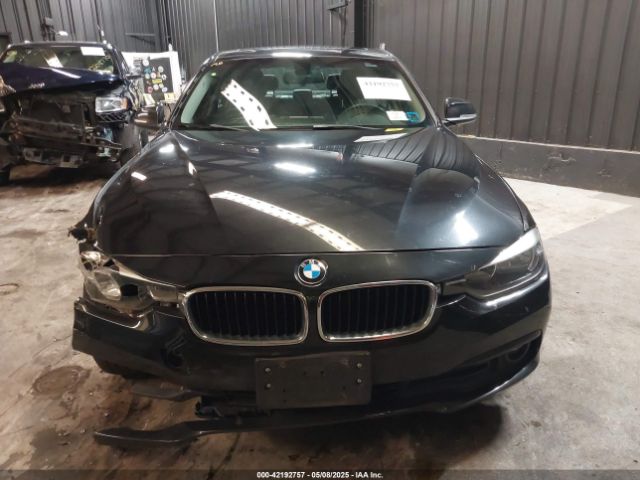 WBA8E5G36HNU42682 BMW 320i Xdrive