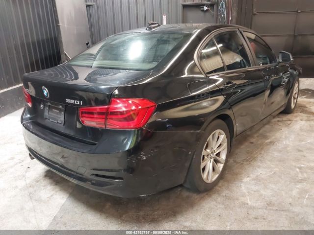 WBA8E5G36HNU42682 BMW 320i Xdrive