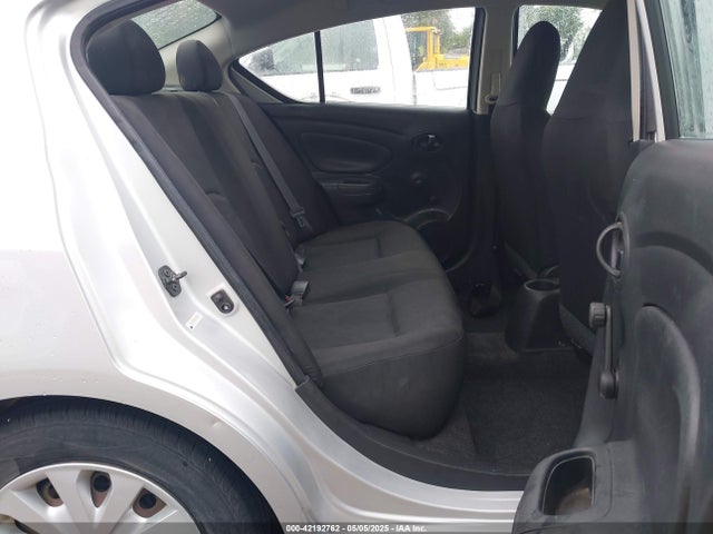 3N1CN7APXHL830327 Nissan Versa 1.6 S