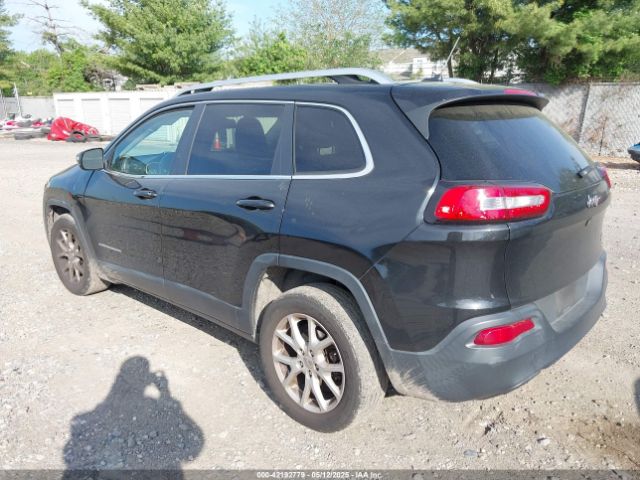 1C4PJLCB0EW319381 Jeep Cherokee Latitude