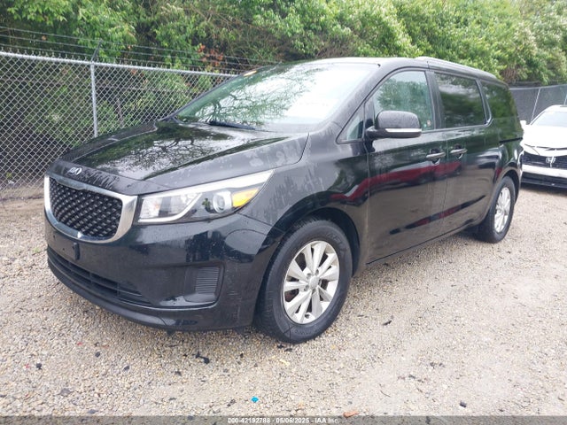 KNDMB5C15G6163280 KIA SEDONA LX