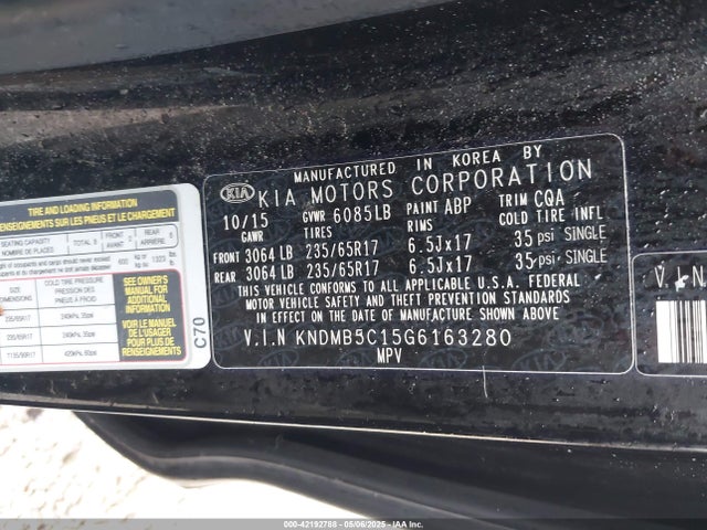 KNDMB5C15G6163280 KIA SEDONA LX