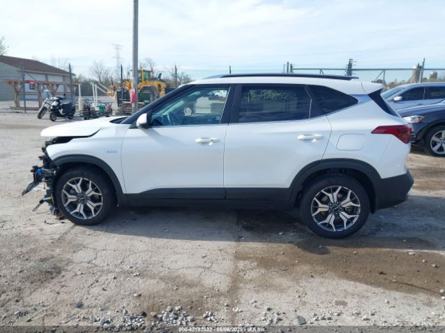 KNDERCAA3P7459805 KIA SELTOS EX