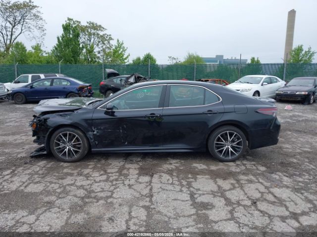 4T1T11AK6RU905831 Toyota CAMRY SE