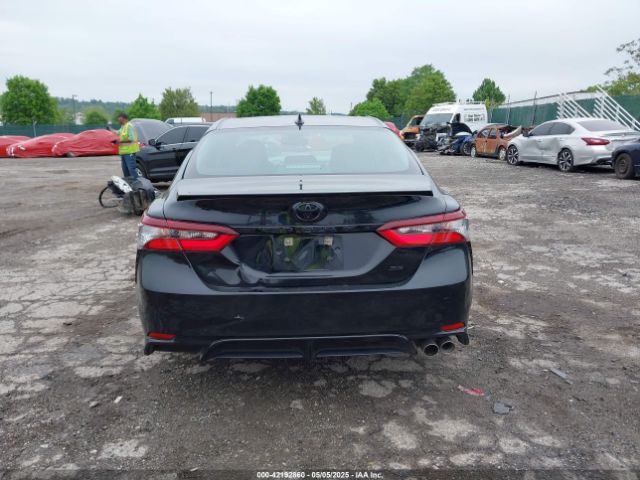 4T1T11AK6RU905831 Toyota CAMRY SE
