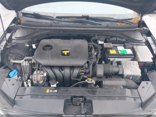 5NPD74LFXLH599405 Hyundai ELANTRA SE