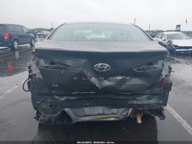 5NPD74LFXLH599405 Hyundai ELANTRA SE