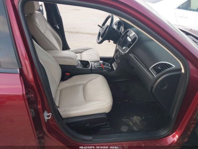 2018 CHRYSLER 300 2C3CCAAG5JH191597 Photo 4