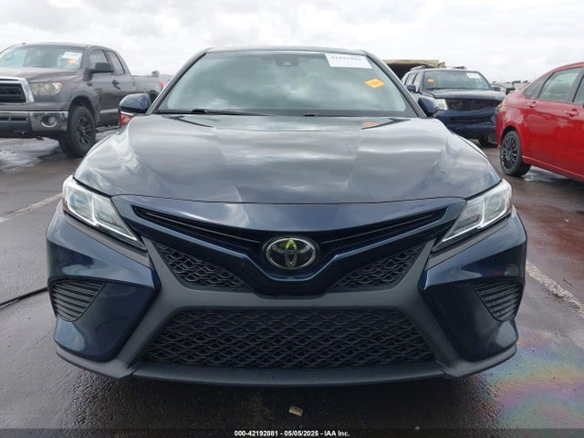 4T1B11HK5JU623363 Toyota CAMRY SE