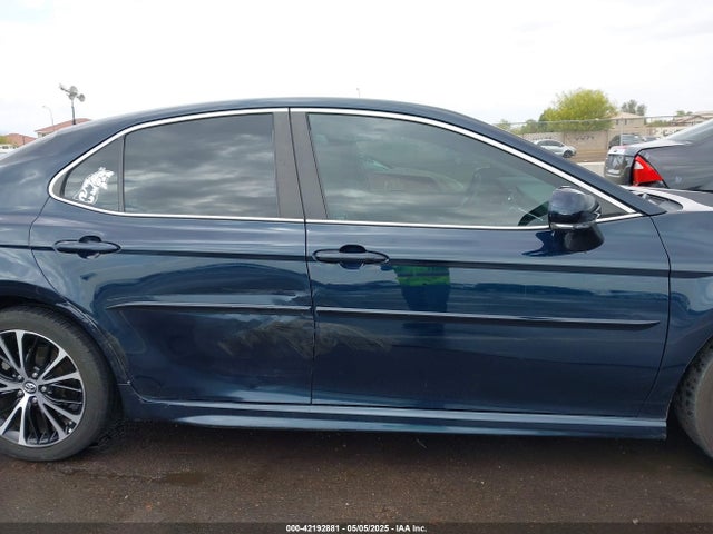 4T1B11HK5JU623363 Toyota CAMRY SE