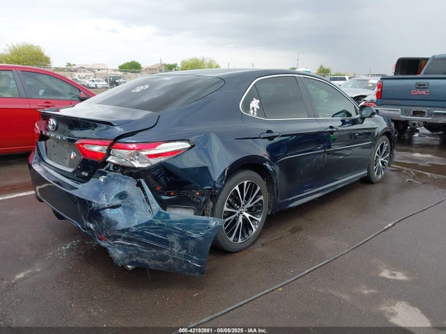 4T1B11HK5JU623363 Toyota CAMRY SE