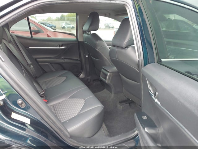 4T1B11HK5JU623363 Toyota CAMRY SE