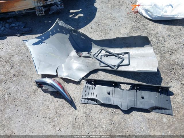3MYDLBYV1JY329335 Toyota YARIS IA