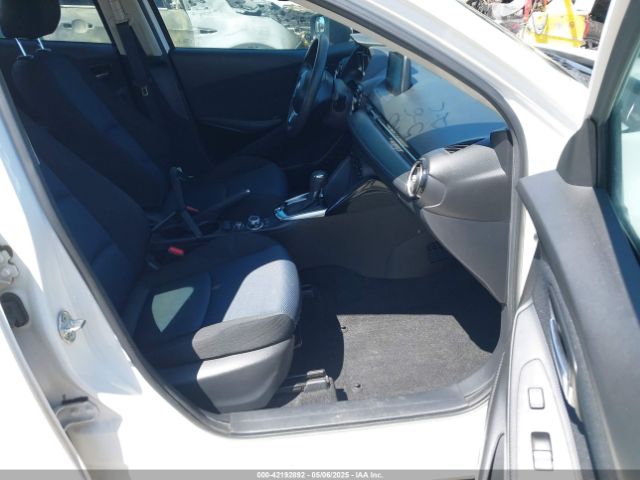 3MYDLBYV1JY329335 Toyota YARIS IA