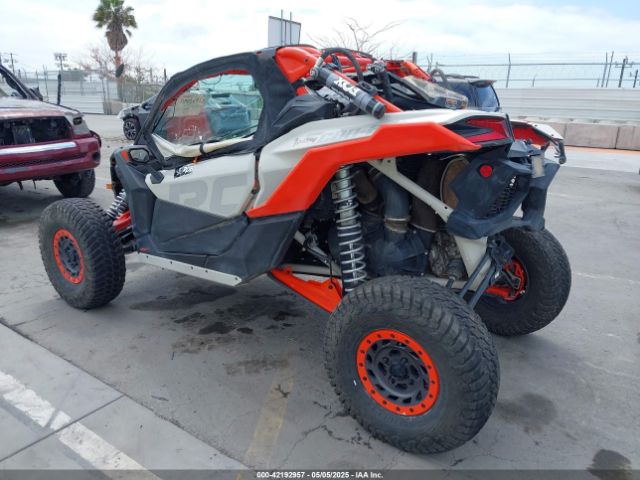 2022 CAN-AM MAVERICK X3 3JBVVAV40NE000705 Photo 2