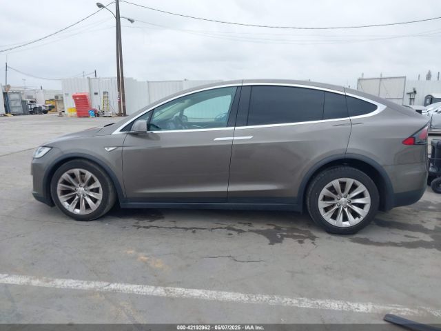 5YJXCBE22GF017499 Tesla Model X 60d/70d/75d/90d/p100d