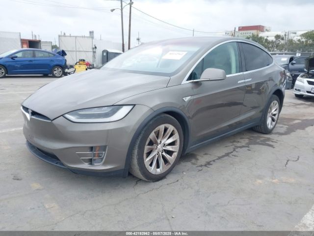 5YJXCBE22GF017499 Tesla Model X 60d/70d/75d/90d/p100d