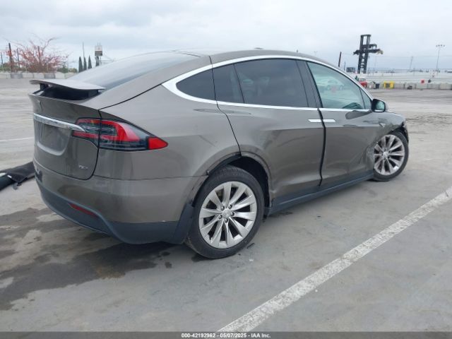 5YJXCBE22GF017499 Tesla Model X 60d/70d/75d/90d/p100d