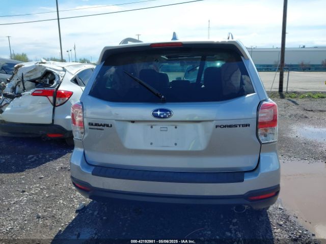 JF2SJAGC6JH563781 Subaru Forester 2.5i Premium