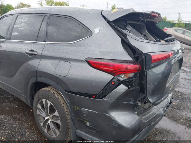 5TDHZRBH1LS024941 Toyota Highlander Xle