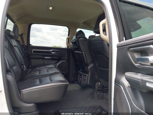 1C6SRFJT2MN682437 RAM 1500 Laramie  4x4 5'7 Box
