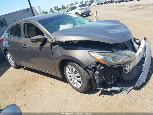 Nissan Altima 2.5 S 2016 1N4AL3AP2GN313918 Image 1