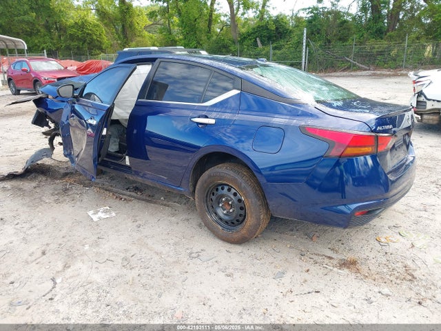 Nissan 2019 2019 1N4BL4BV5KC222282 Image 3