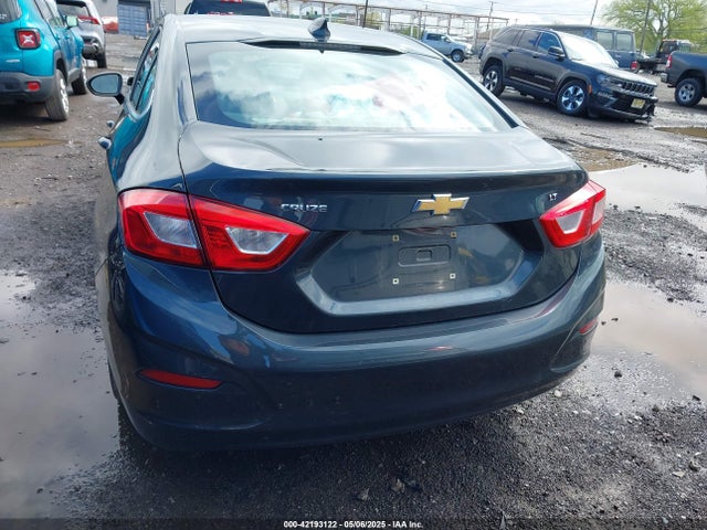 1G1BE5SM9J7101255 Chevrolet Cruze Lt Auto