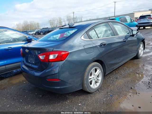 1G1BE5SM9J7101255 Chevrolet Cruze Lt Auto