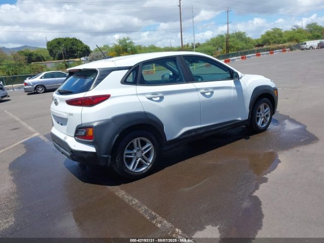 2019 HYUNDAI KONA KM8K12AA1KU379235 Photo 3
