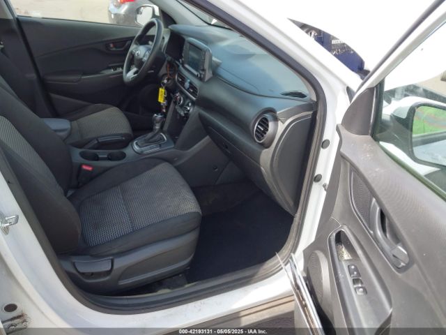 2019 HYUNDAI KONA KM8K12AA1KU379235 Photo 4