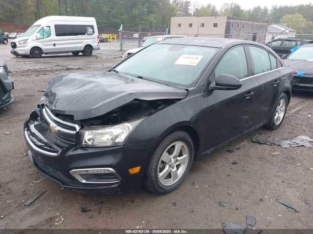 Chevrolet LUV 2015 1G1PC5SB0F7263891 Image 2