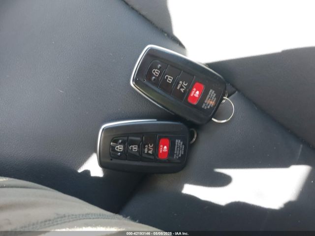 JTDKARFP9L3146267 Toyota Prius Prime Xle