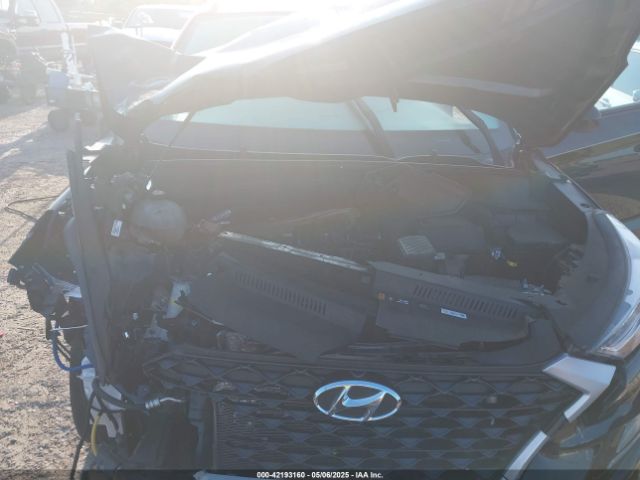 KM8J33AL4MU407660 Hyundai Tucson Sport