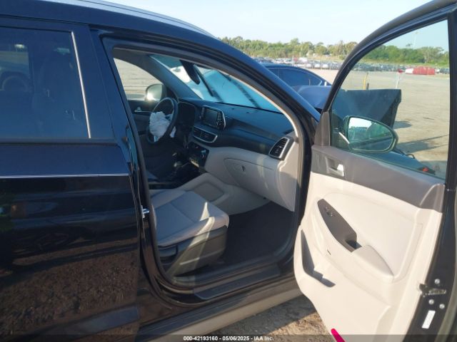 KM8J33AL4MU407660 Hyundai Tucson Sport