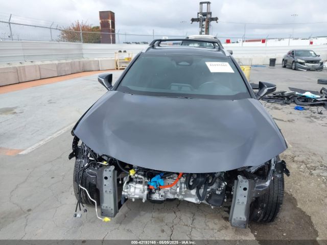 JTHYBJAH7S2016872 Lexus Ux 300h