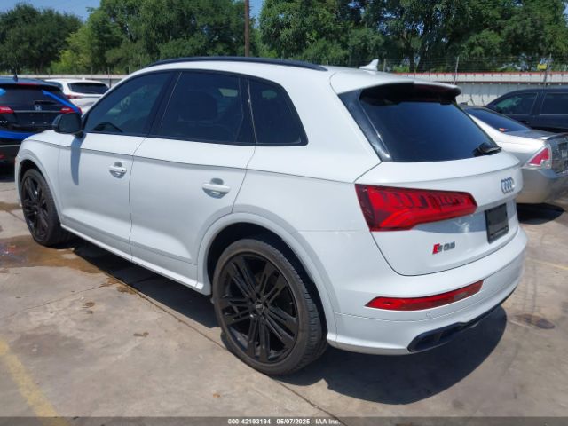 2019 AUDI SQ5 WA1B4AFY8K2107525 Photo 2