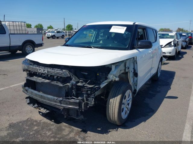 KNDJ23AU1P7860895 KIA SOUL LX