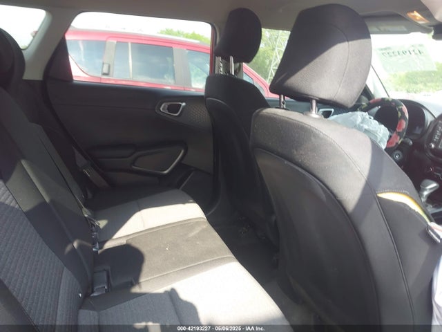 42193227 :رقم المزاد ، KNDJ23AU3L7014682 vin ، 2020 Kia Soul S مزاد بيع