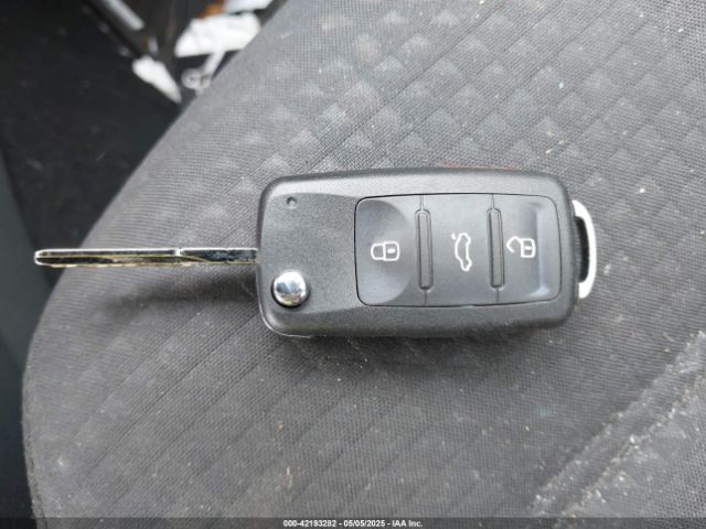 3VW2K7AJ6FM428242 Volkswagen Jetta 2.0l S